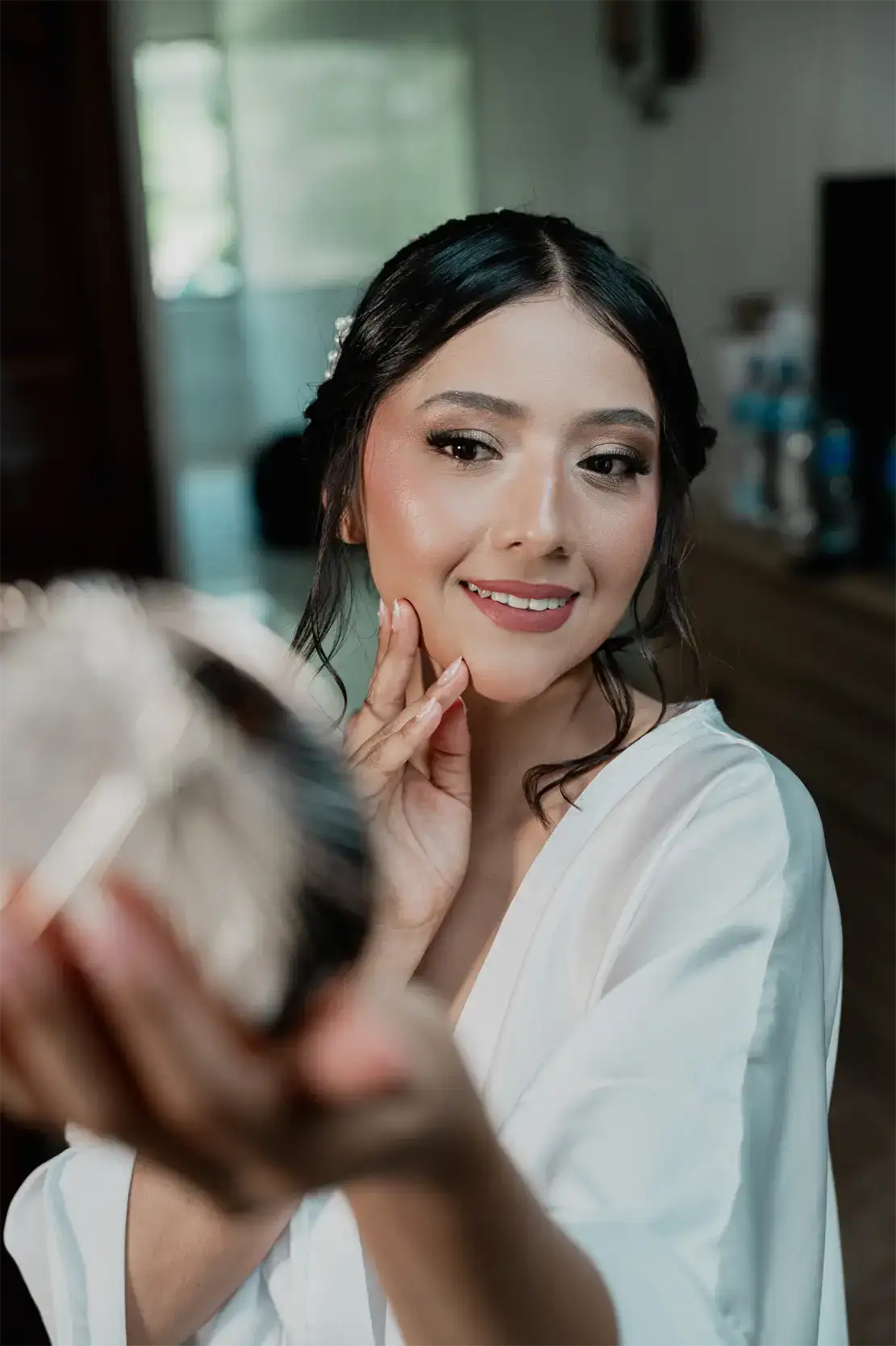 Miradas y conexión humana en matrimonios