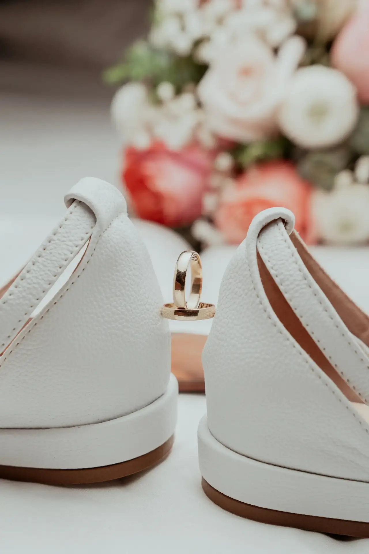 Retrato artístico de boda con luz natural